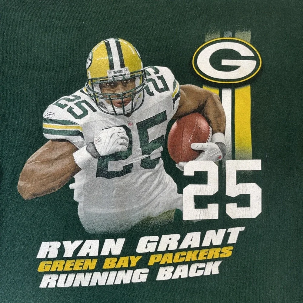 Vtg Ryan Grant Green Bay Packers T-Shirt Size Medium NFL Players Green RB‎